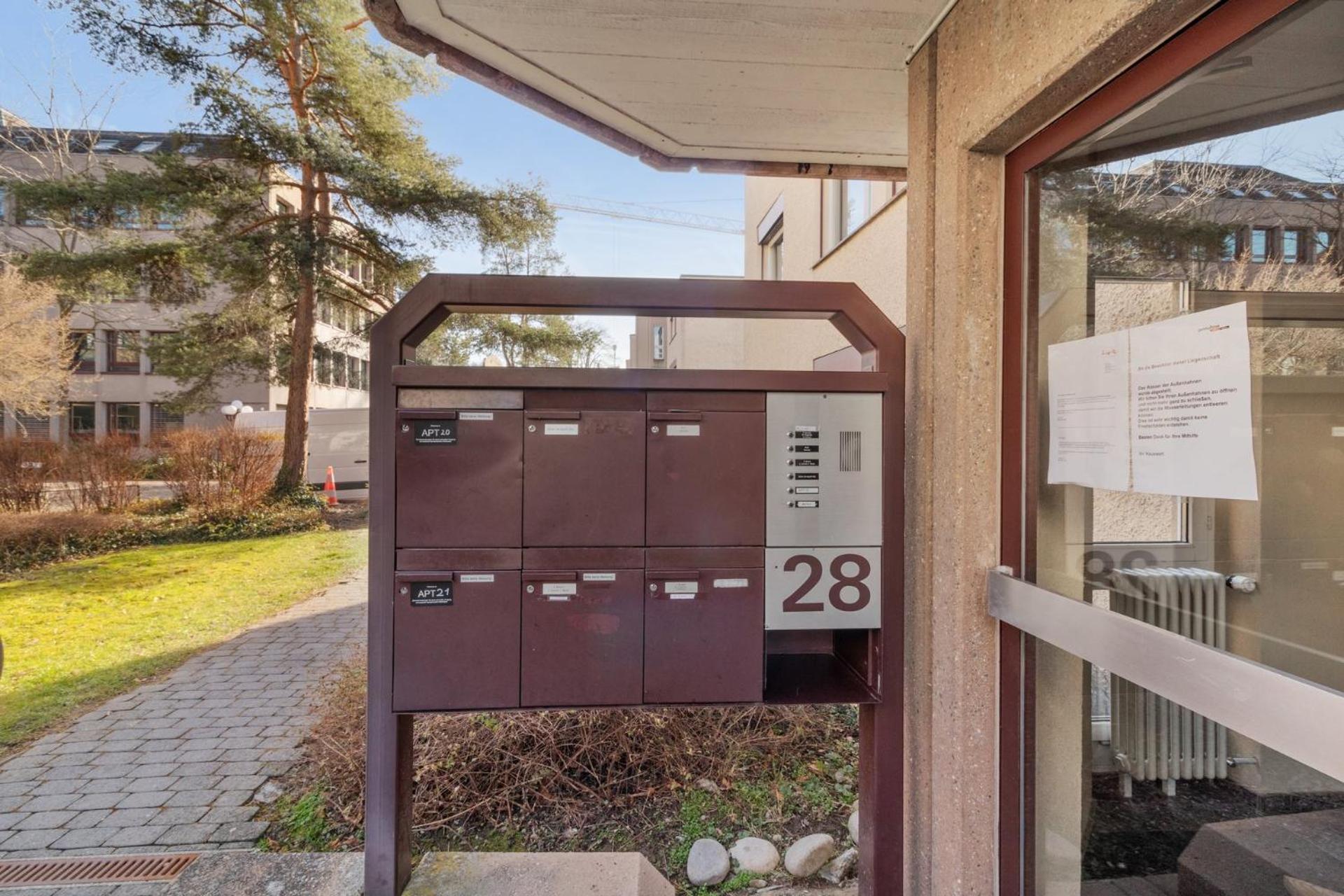 Spacious Apartment In Zürich Eksteriør bilde